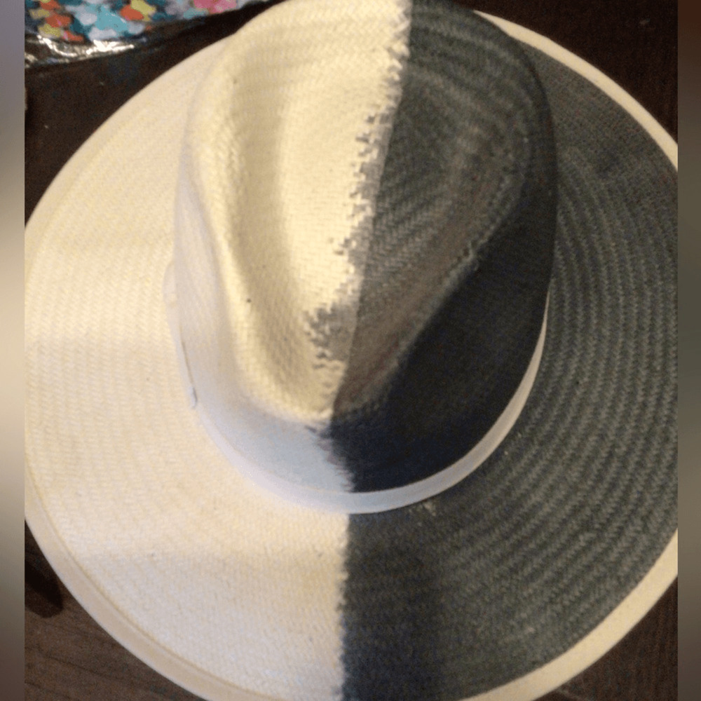 NEW! Rare Wyeth straw Two-Tone Grey and White rancher
